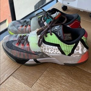 “What The” KD 7